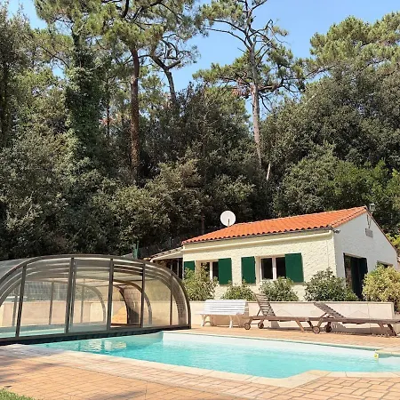 Maison Familiale Avec Piscine Proche Ferienhaus *