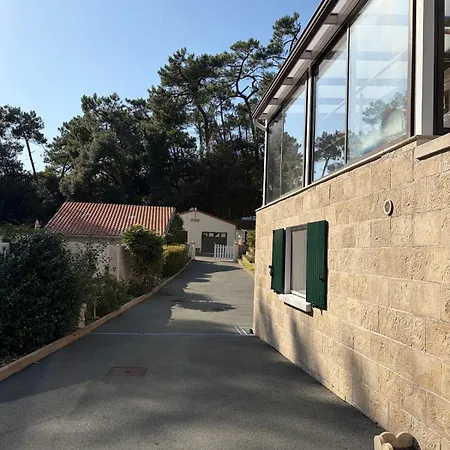 Maison Familiale Avec Piscine Proche Ferienhaus *